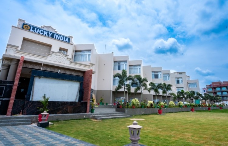 Lucky India Hotels