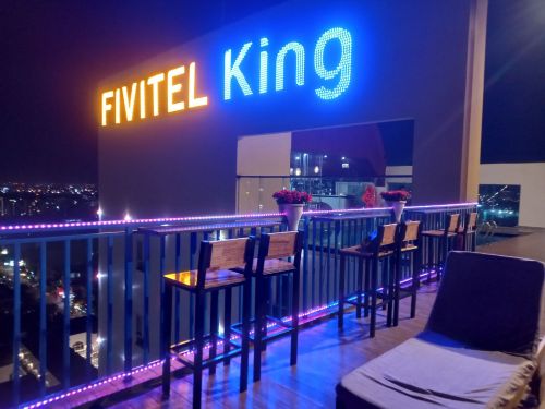 Fivitel King Hotel