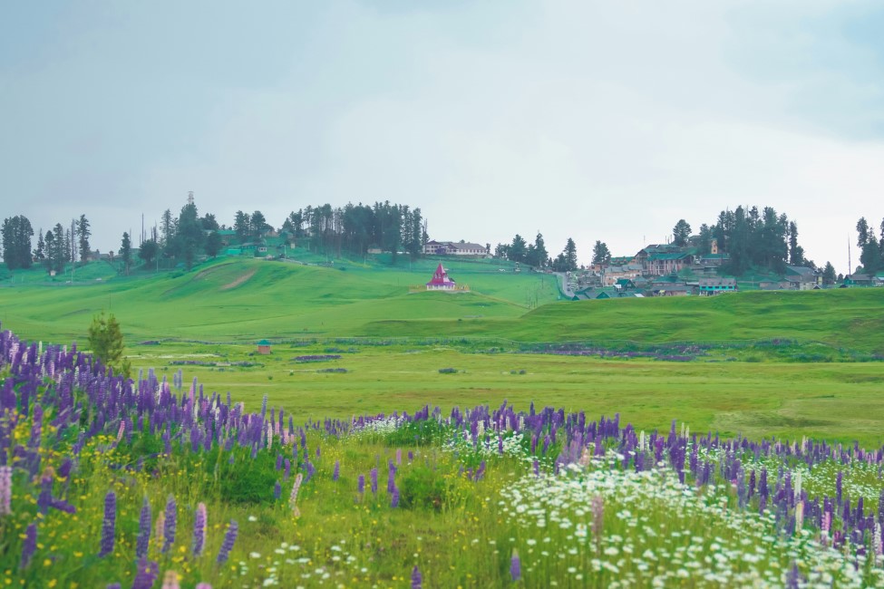 Spiritual Retreats in Gulmarg