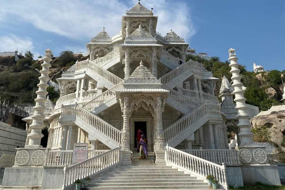 Spiritual Retreats in Mount Abu
