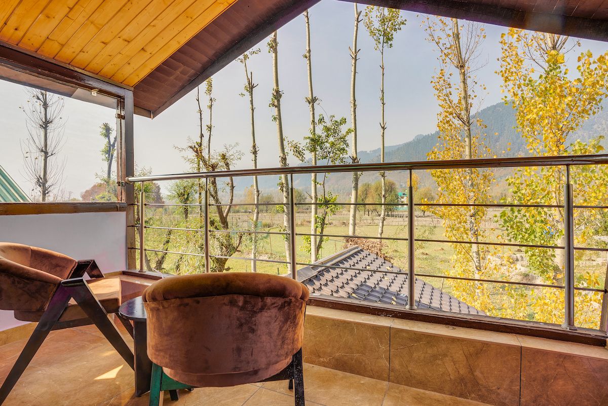 Lidder Spring Resort