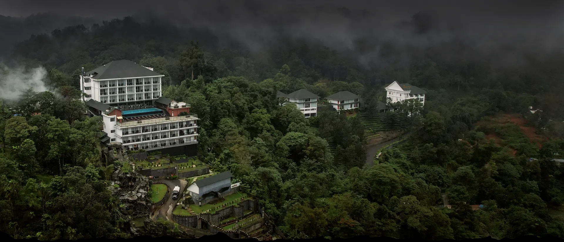 The Grand Cliff Resorts