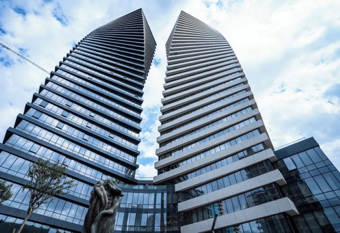 Pullman Tbilisi Axis Towers