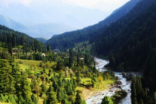 6 Days Kashmir Tour (Srinagar, Pahalgam, Gulmarg)